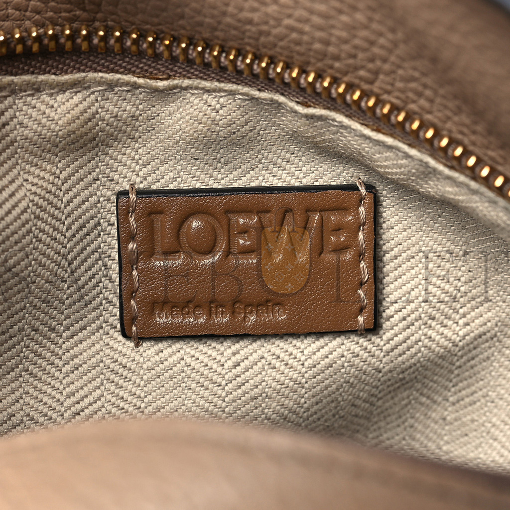 LOEWE GRAINED CALFSKIN SMALL PUZZLE BAG SAND MINK (24*16.5*10.5cm)