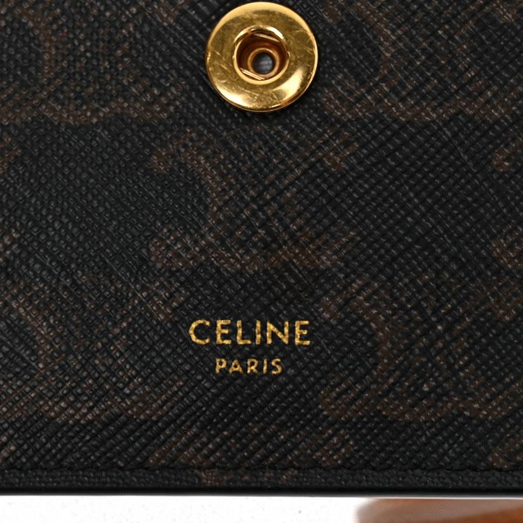 CELINE TRIOMPHE CANVAS LAMBSKIN WALLET ON STRAP TAN (20*13*6cm) CELINE TRIOMPHE CANVAS LAMBSKIN WALLET ON STRAP TAN (20*13*6cm)